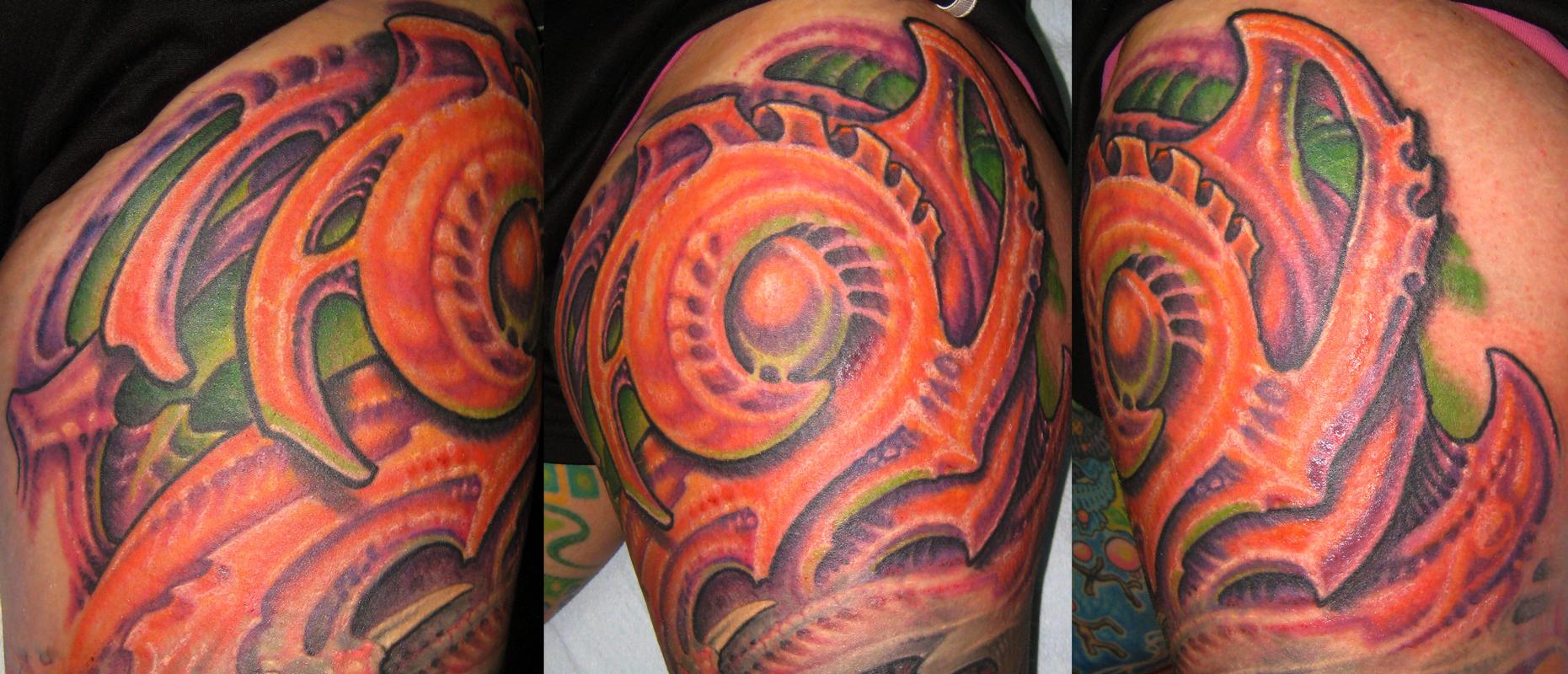 BIOMECH THIGH TATTOO