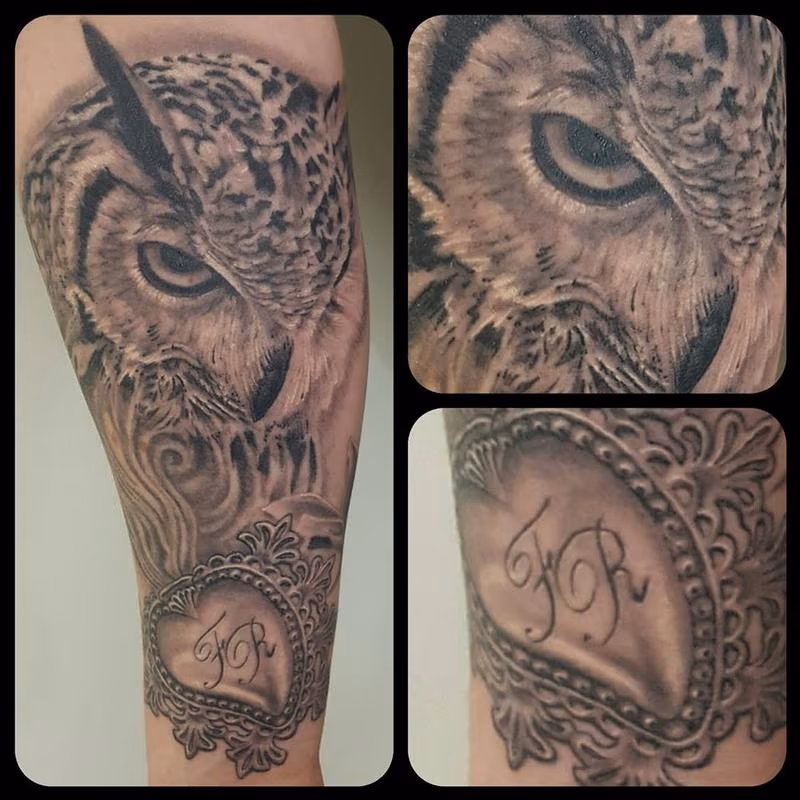 Owl and exvoto heart