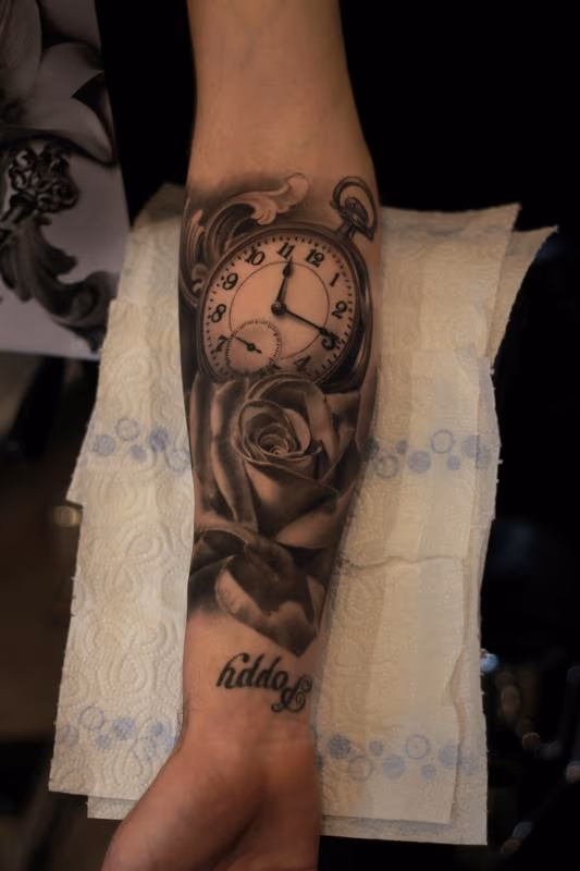Clock and rose (healed)