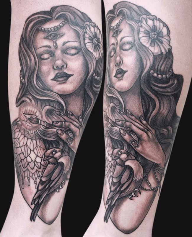 Artist with third eye tattoo