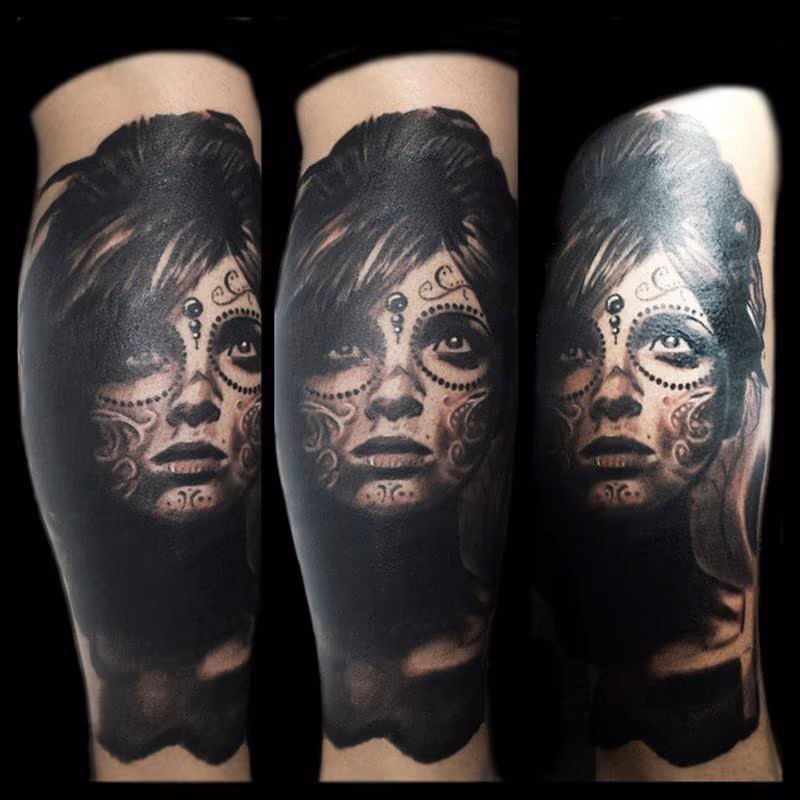 Day of the dead women