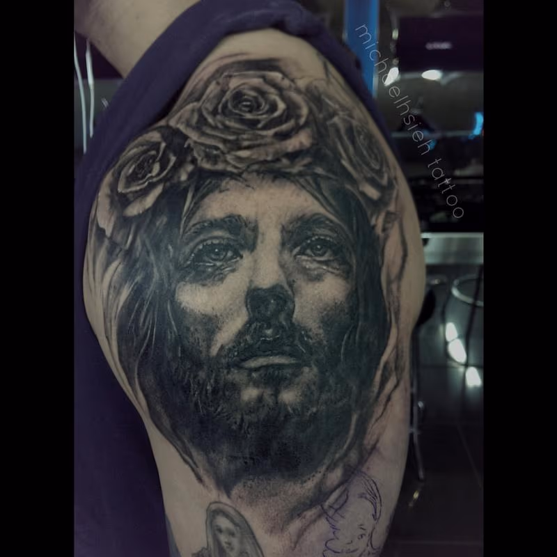 Jesus with rose crown
