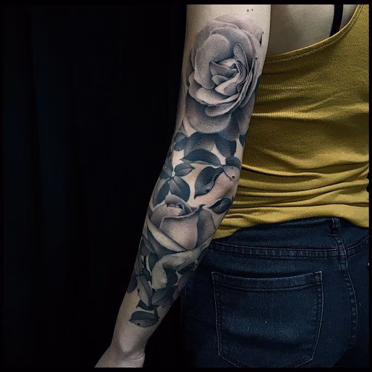 Rose Sleeve