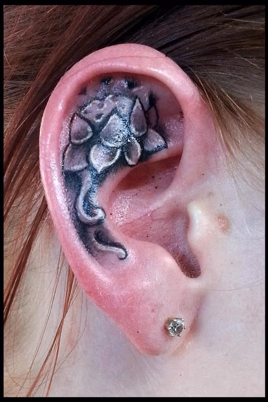 Snoops Black and gray Lotus Ear Piece