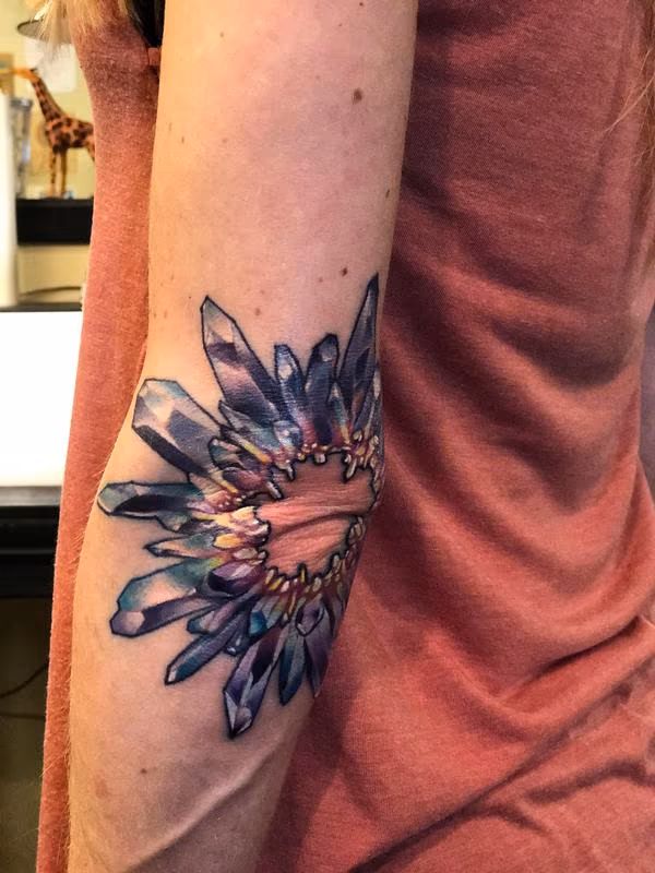 Elbow Crystal's on Leah