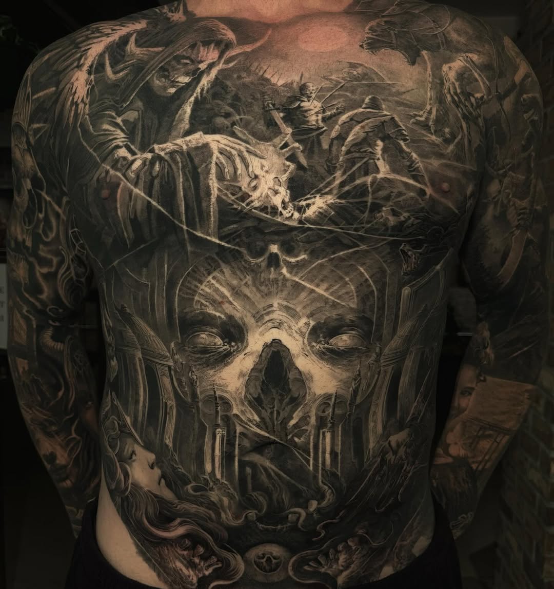 Biomechanical skull chest panel, black-and-grey