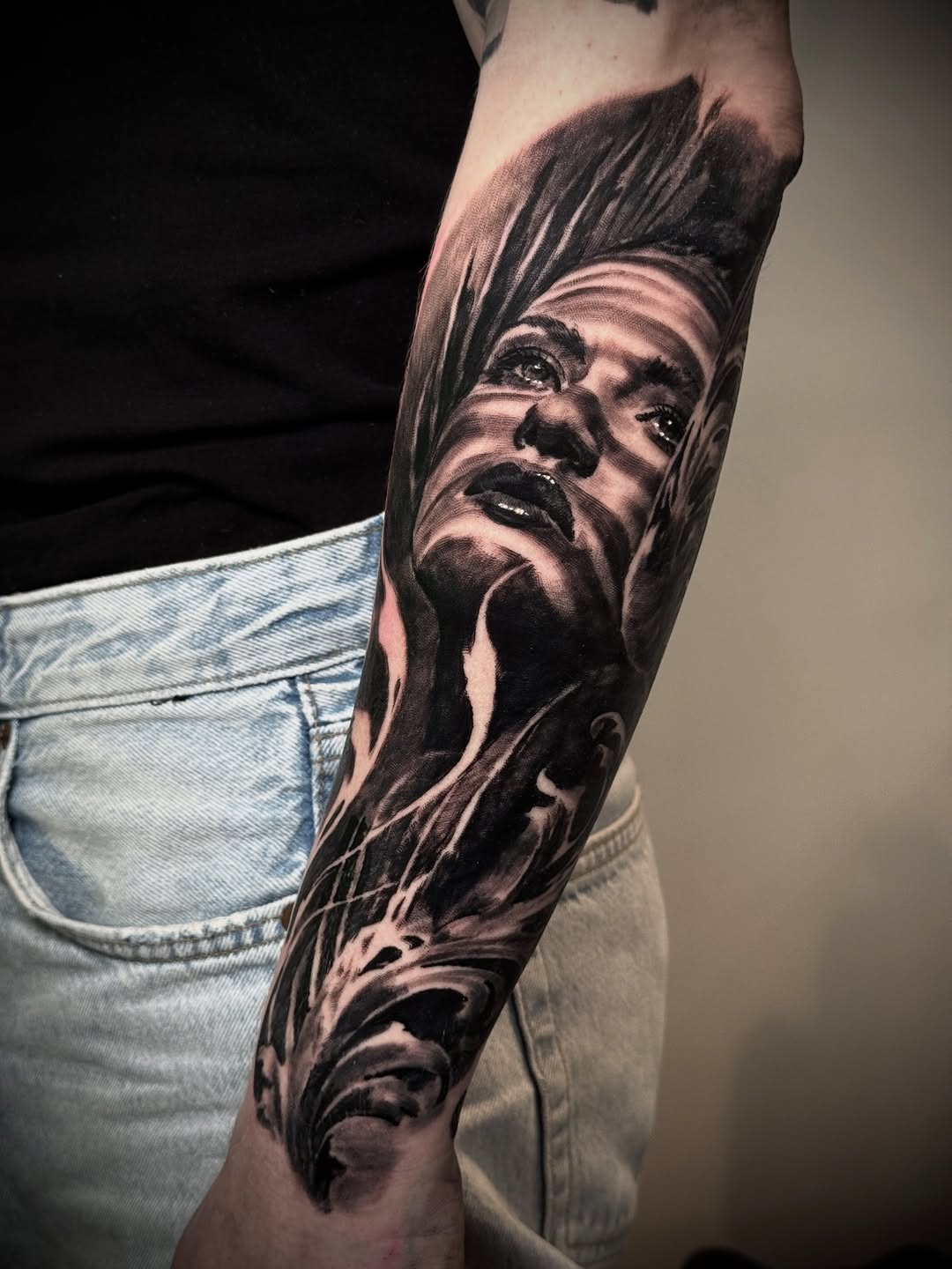 Black-and-grey portrait sleeve, forearm