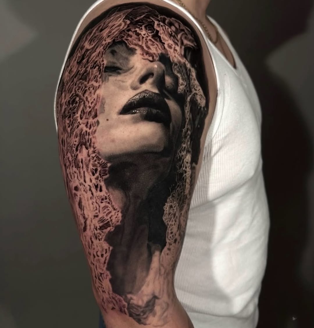 Half fresh/ Half healed Veil Lady, by @lionsdenart