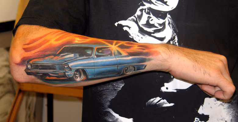 MUSCLE CAR