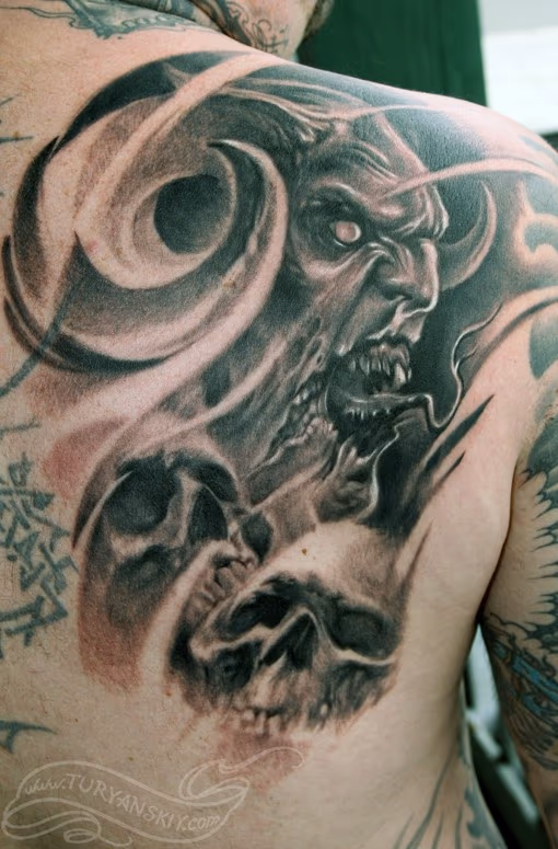 Horned demon