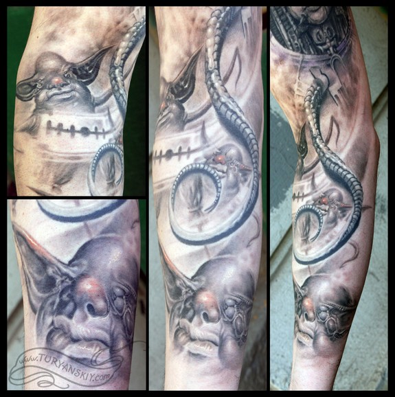 biomechanic creatures