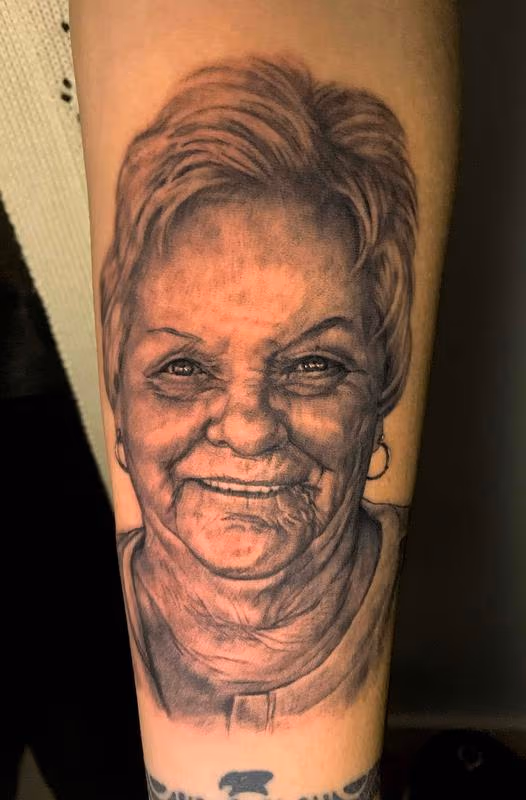 Memorial portrait