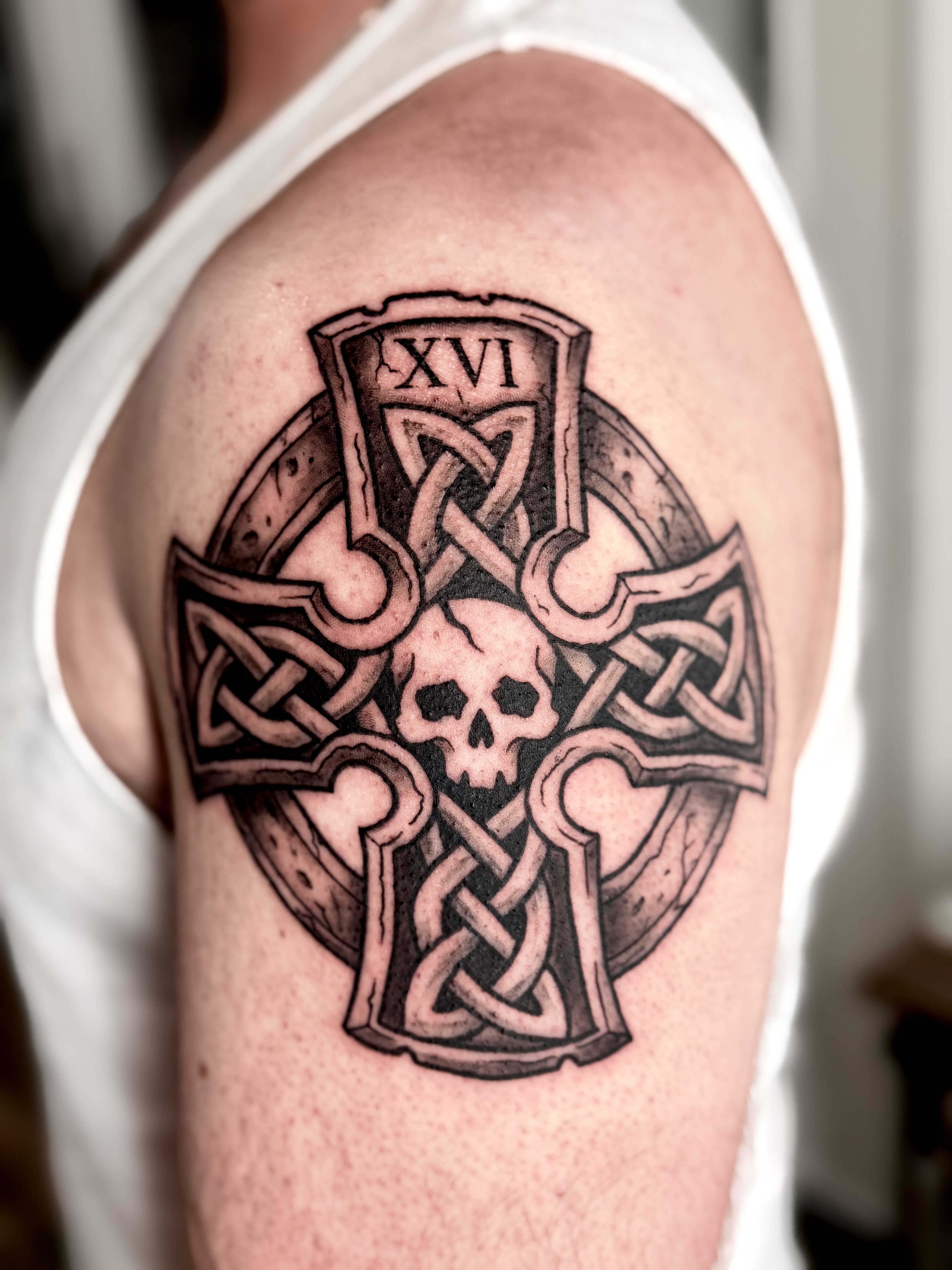 Traditional Celtic Cross