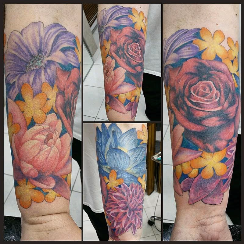 colour floral half sleeve