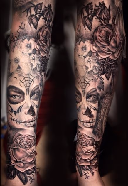 Vintage themed sleeve